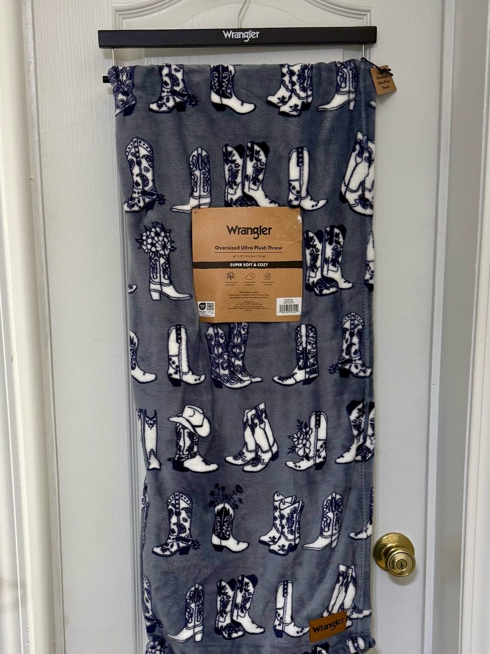 Wrangler Grey Plush Throw with Navy & White Cowgirl Boot Pattern